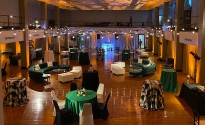 Venue Robert J @ Venue Robert J @